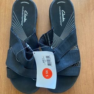 Clarks Cloudsteppers Black Breeze Grove Women's Slides Slip On Sandals 7